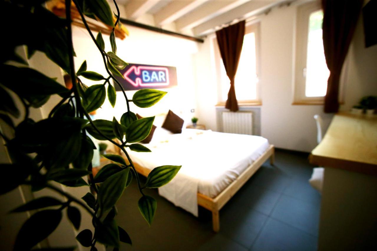 Ermi Hotel Sona Exterior photo