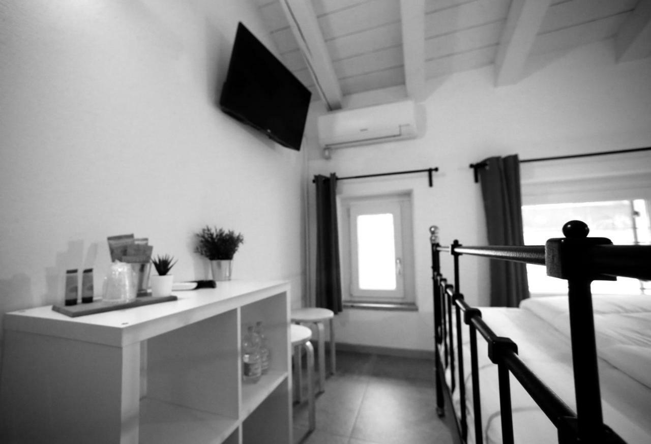 Ermi Hotel Sona Exterior photo